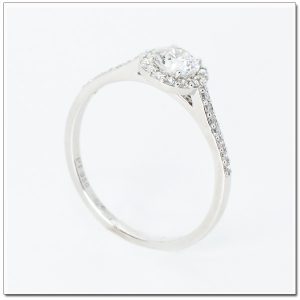 แหวนเพชรล้อม Halo Diamond Ring