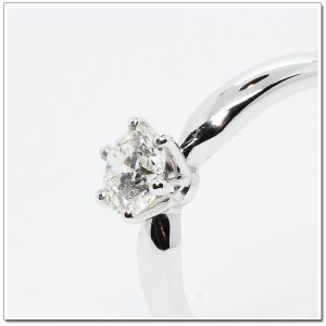 แหวนเพชรเม็ดเดี่ยว 39 ตังค์ close up