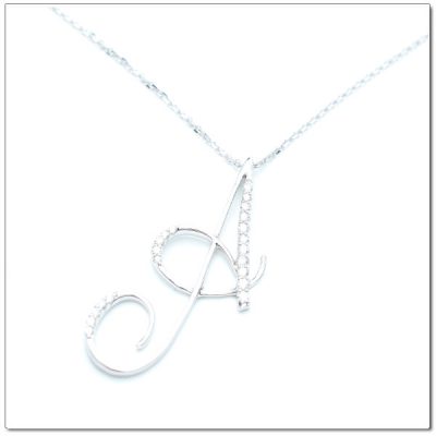 จี้ตัวอักษรภาษาอังกฤษ A