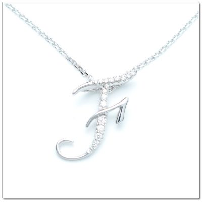 จี้ตัวอักษรเพชรแท้ f